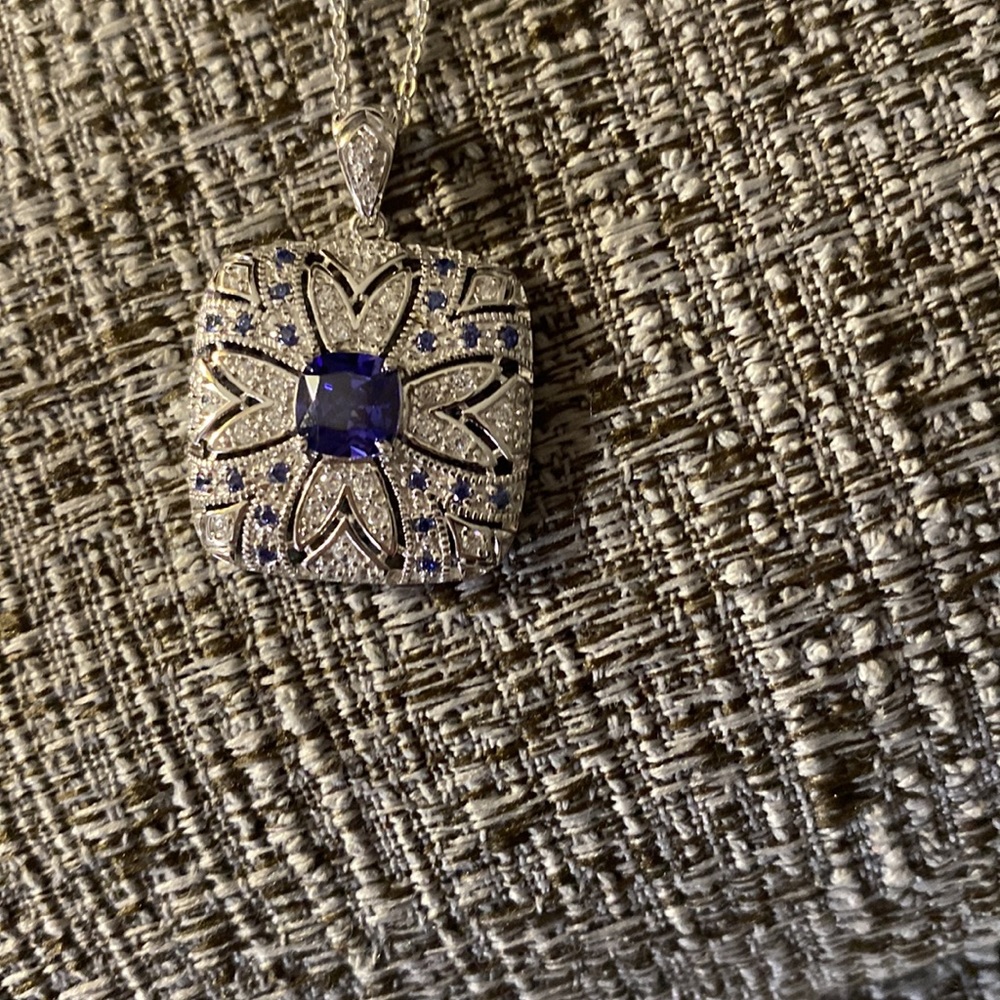 JTV 18” Bella Luce Esotica Tanzanite pendant - Picture 5 of 14